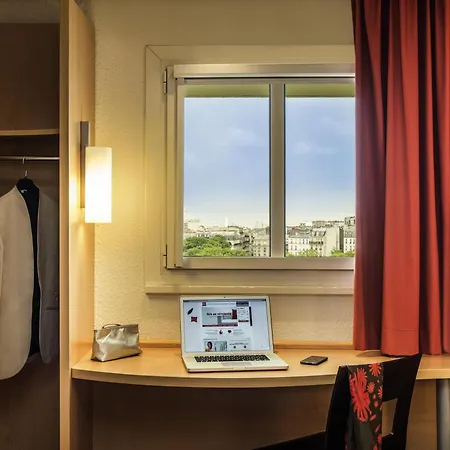 Ibis Montmartre Sacre-coeur Отель 3*