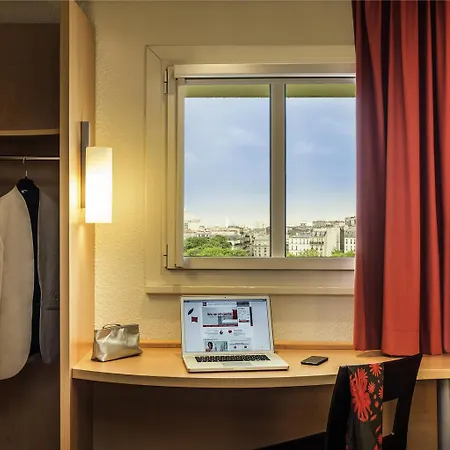 Ibis Montmartre Sacre-coeur Отель Париж
