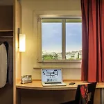 ホテル Ibis Montmartre Sacre-coeur