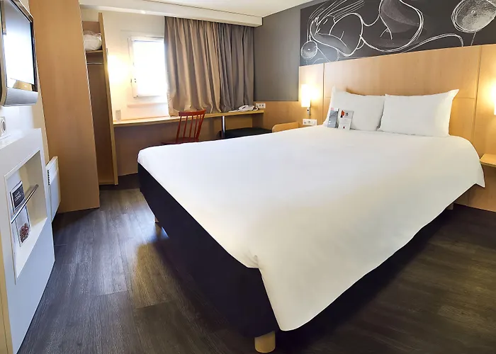 Ibis Montmartre Sacre-coeur فندق 3*