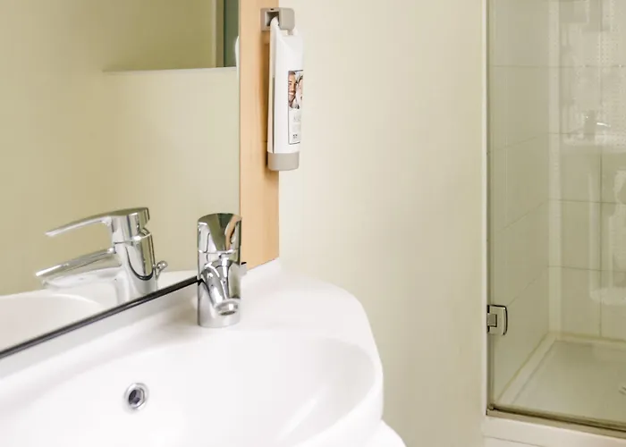 فندق Ibis Montmartre Sacre-coeur