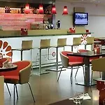 Ibis Montmartre Sacre-coeur Hotel 3*