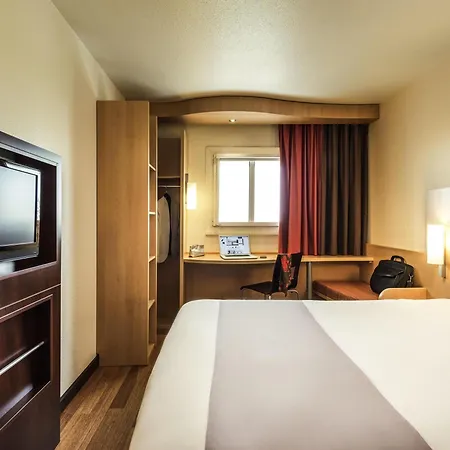 Ibis Montmartre Sacre-coeur Hotel 3*